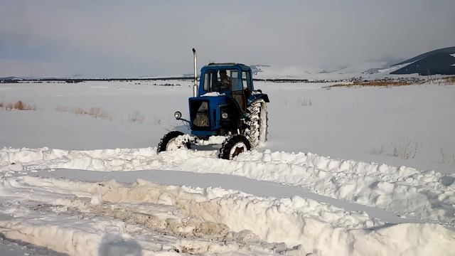 belarus mtz 82 (2) по снегу равных нет akhalkalaki orja