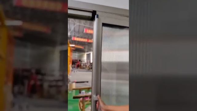 Необычная дверь!