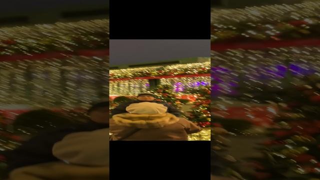 Прогулка по Улице Тверской в Москве.