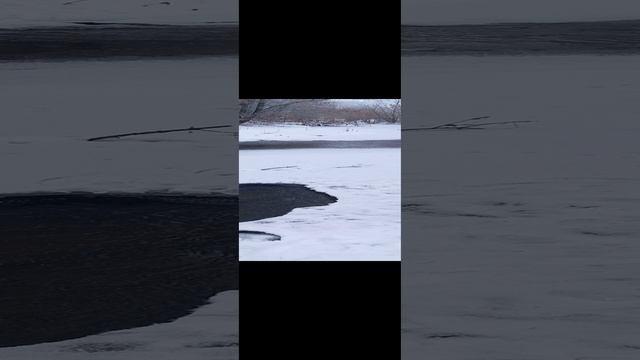 Речка зимняя