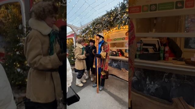 Наша прогулка по новогодней Москве удалась