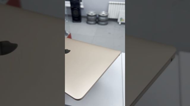 macbook m1