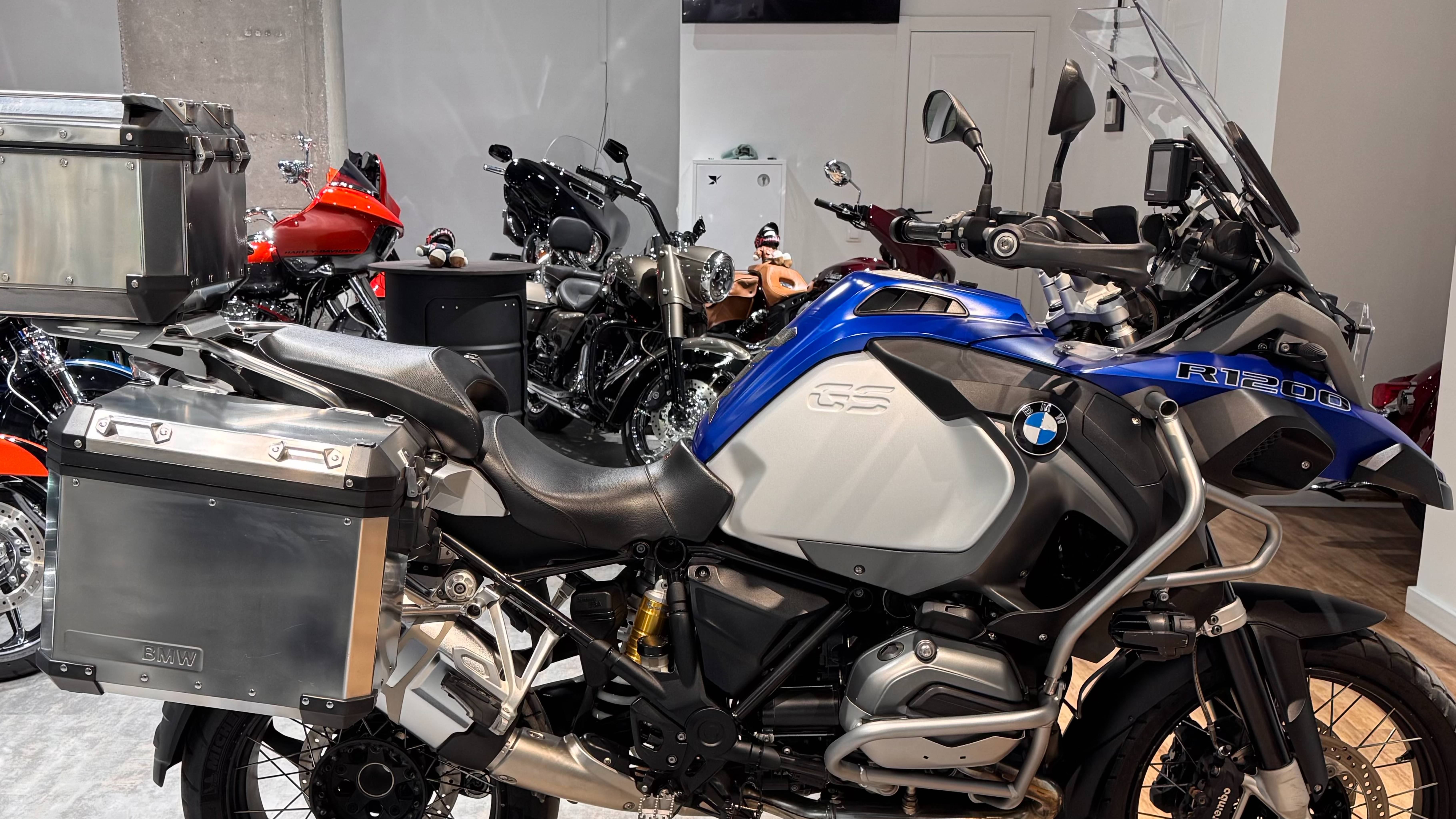 2015 BMW R1200GS ADV 73K