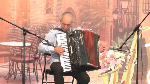 Ж.Пероннин (J.Peyronnin) "Королева мюзета" Играет Владимир Никулин (аккордеон)