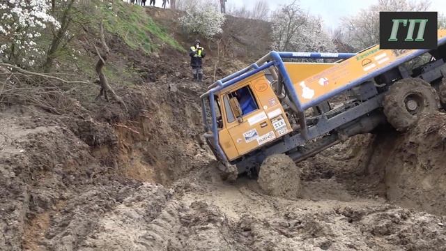 🚛 Грузовик Татра: Король грязи и луж! 🌊💪