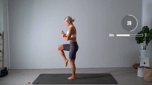 День #9. Домашняя HiiT тренировка на 45 минут без прыжков от блогера #growingannanas.