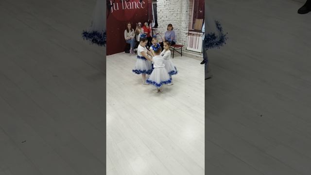 petal_20241221_232828.mp4