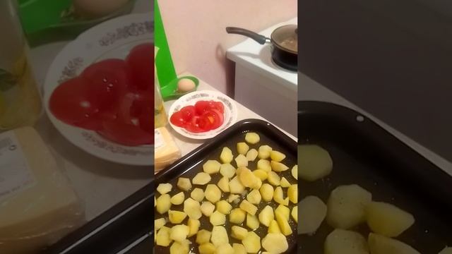 Запеченая картошка с курицей рецепт