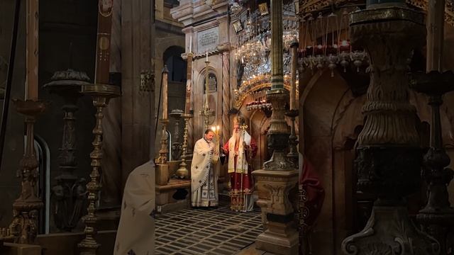 Христос воскресе! На разных языках в Храме Гроба Господня. 29-12-2024
