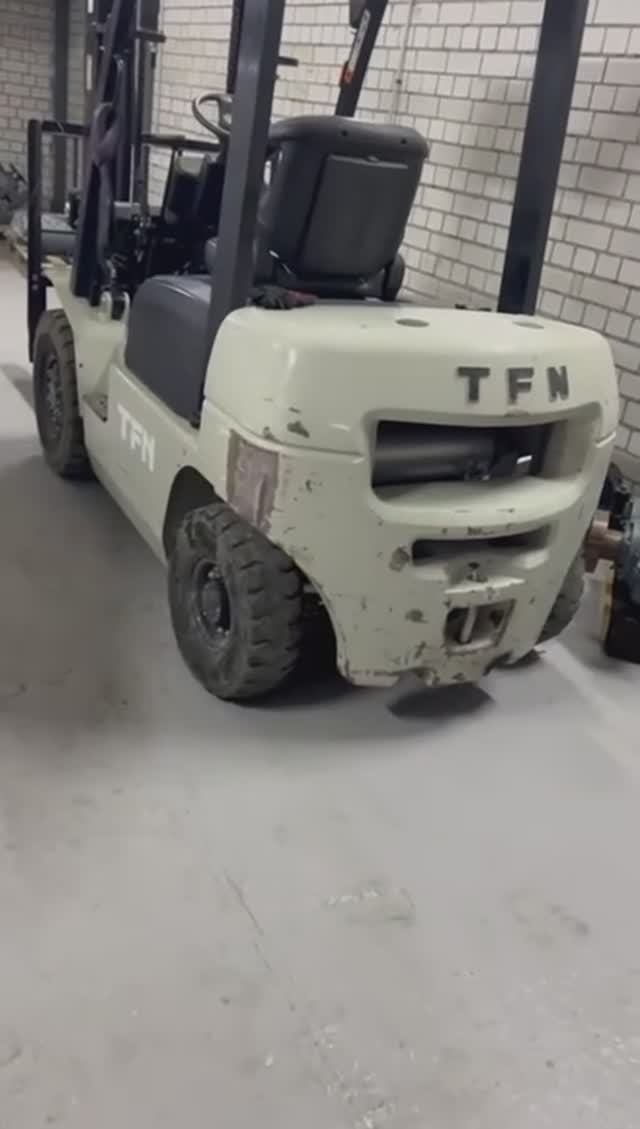 Б/у TFN CPCD25-AG2. 2015 г. в. 750 часов 3т 3м XinChai C490BPG