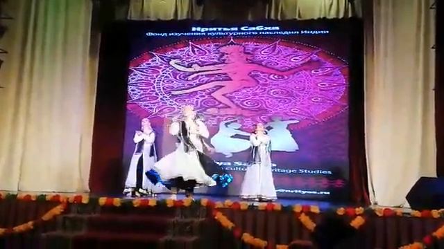 Tabah Ho Gaye, Bollywood dance, индийский танец