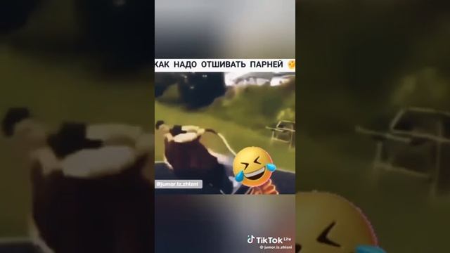 ВОТ ТАК НАДО ОТШИВАТЬ🤣🤣🤣