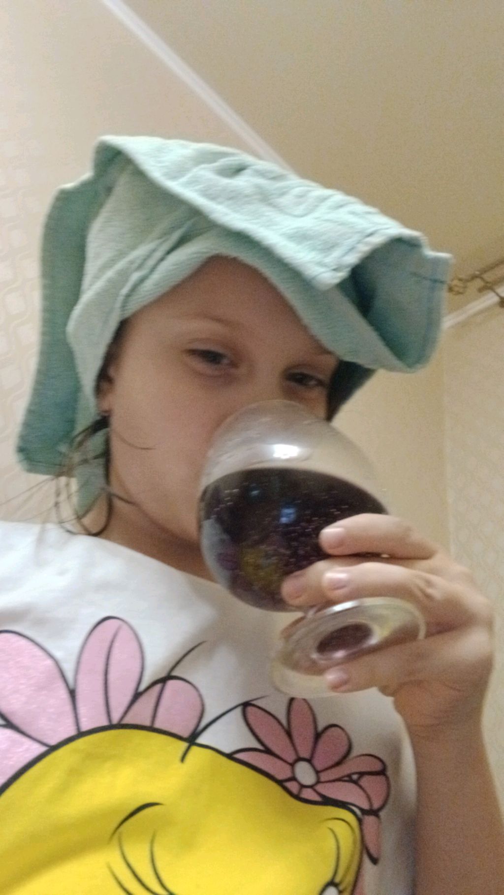 м