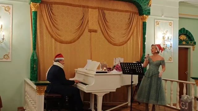" В лесу родилась ёлочка " исп.Ольга НЕВСКАЯ и Дмитрий МАЛЬЦЕВ