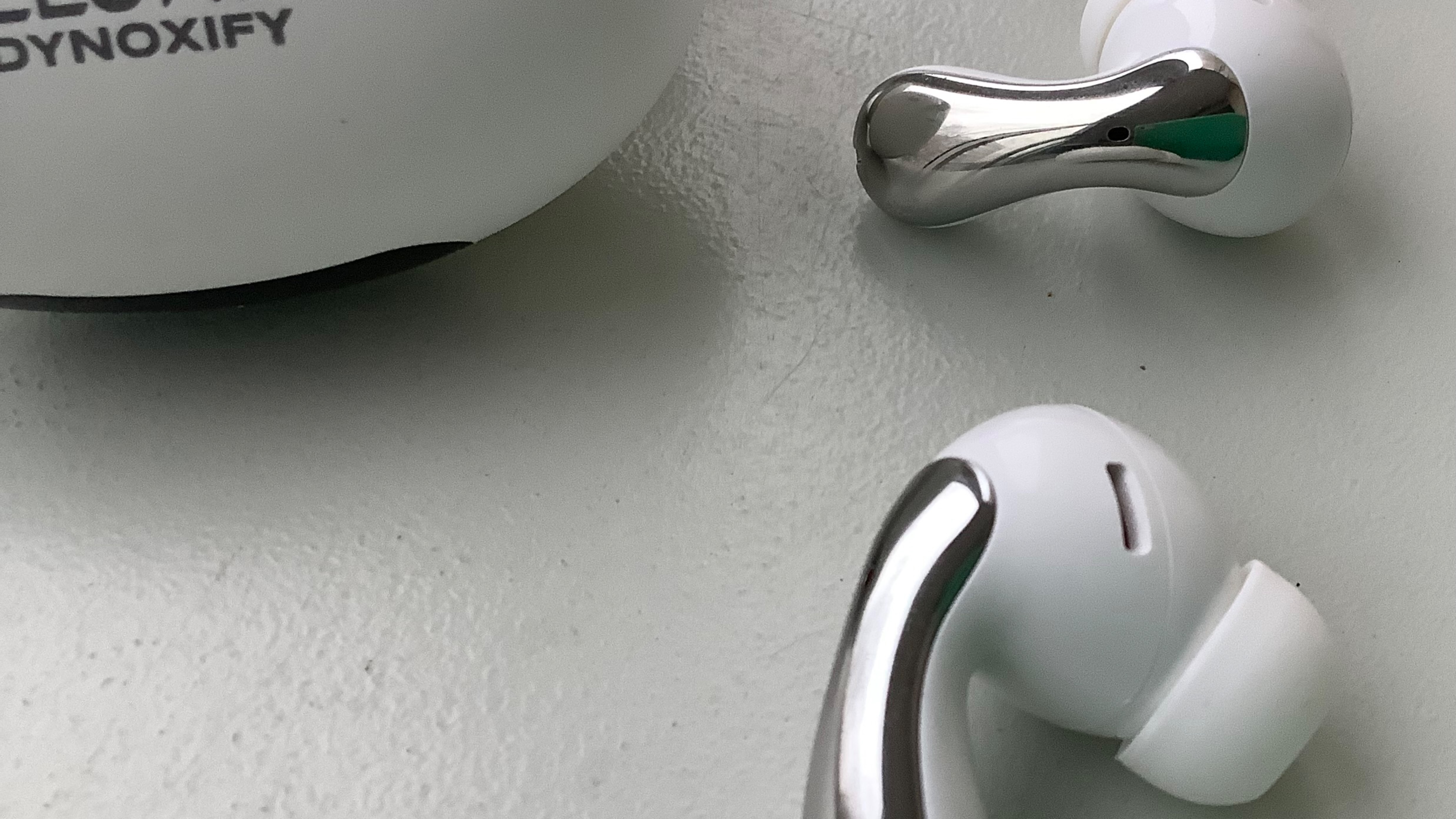 Шикарные беспроводные наушники