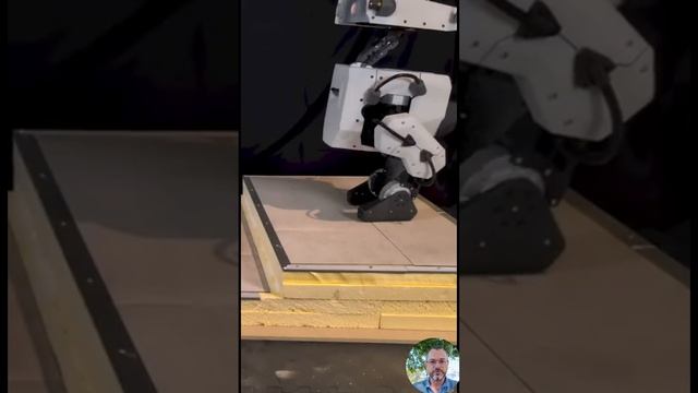 Робот из Star Wars