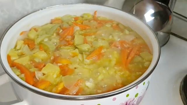 Кабачковая икра, цыганка готовит. Закуска из кабачков