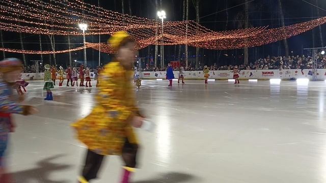 Ледовое шоу "Новогодний самовар".
