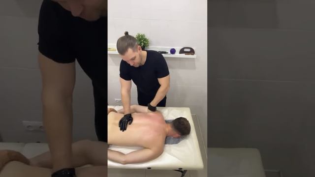 Делаю массаж, общаюсь с пациентами!