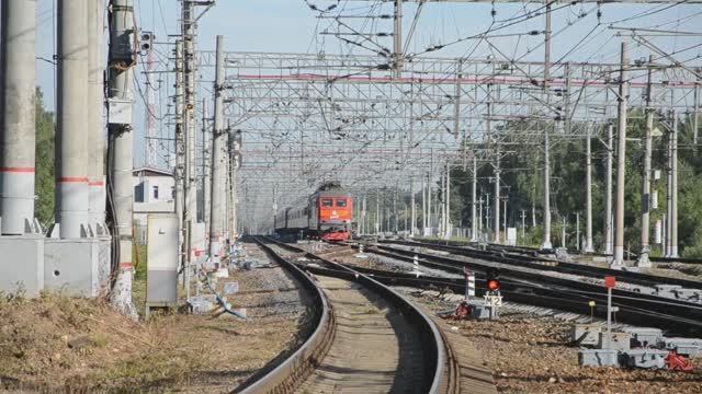 ЧС6-029 с фирменным составом "Экспресс"