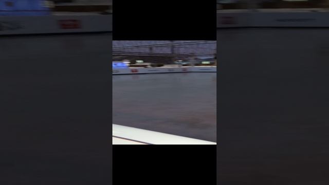 Пустой, самарский каток.