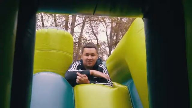 "Битва Титанов"