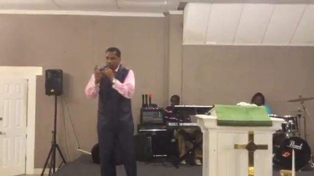 PREACHER SCATTER DRY BONES AT REVIVAL