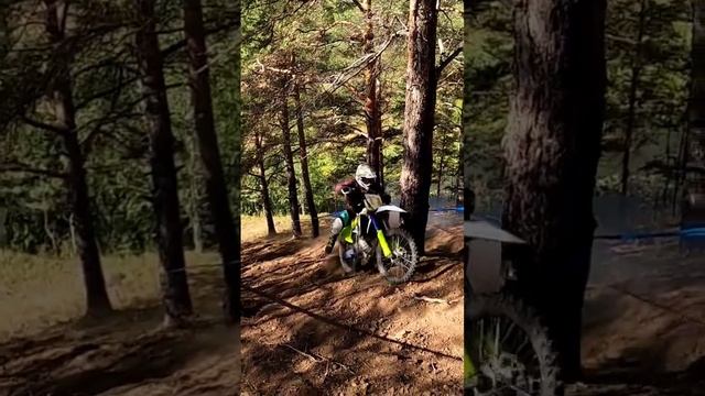 #shorts #shortsvideo #enduro #hardenduro #moto #enduroural