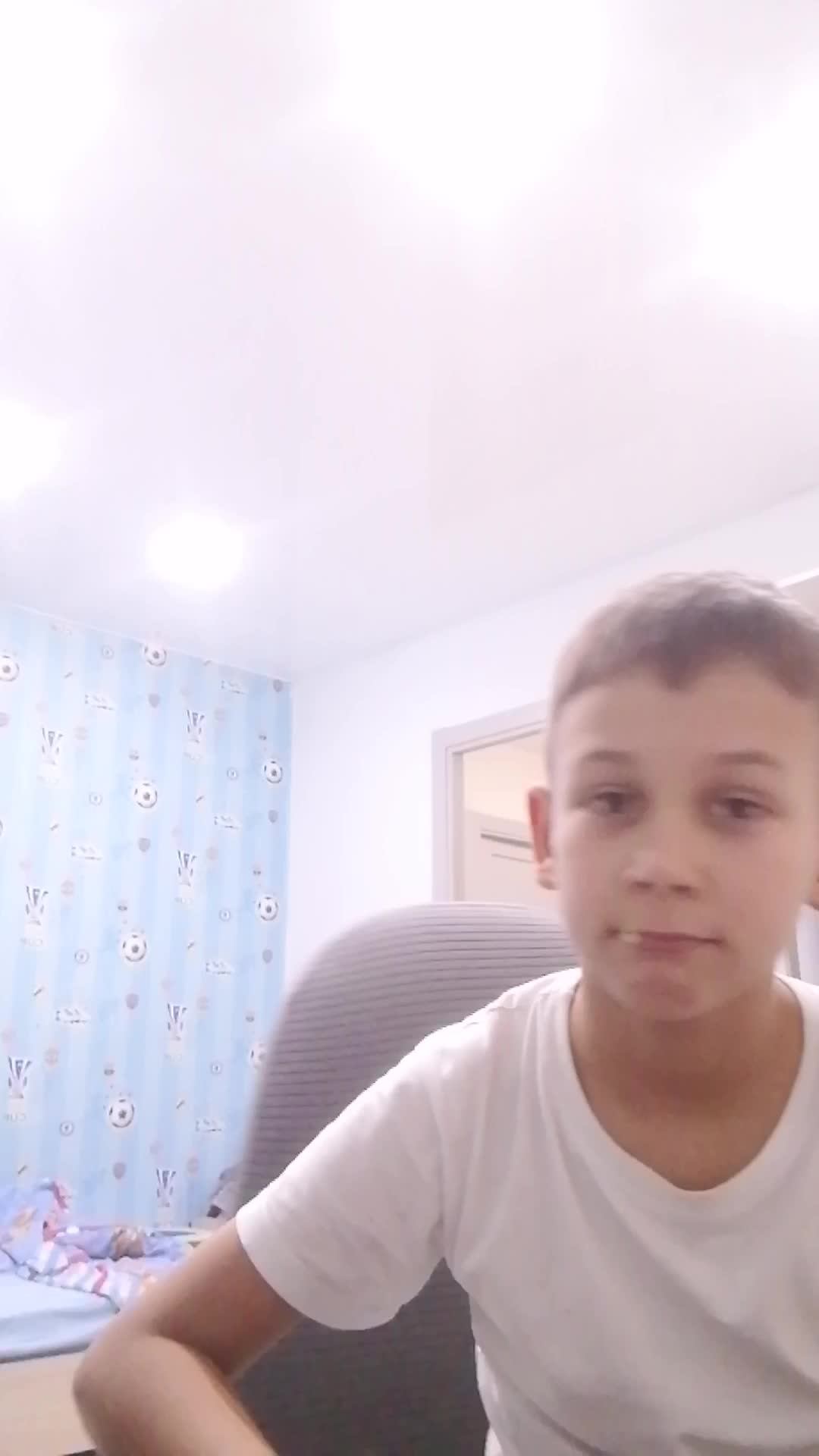 хз просто разговариваем