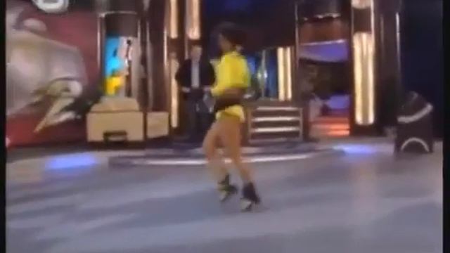 Очень Классно танцует смторите !