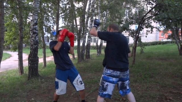 Спарринг Алексея Мягчилова с Павлом Григорьевым (г. Чебоксары, 30.07.2013 г.)