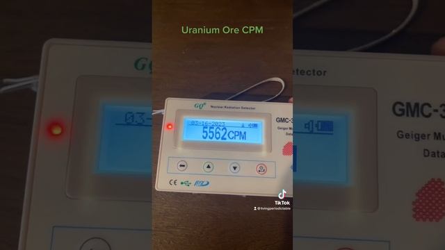 #uranium #uraniumore #radiation #radioactive #radioactivity #science #chemistry #geigercounter
