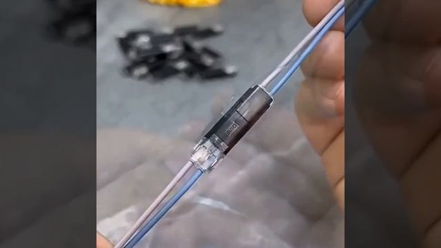 Быстроразъёмный штекер