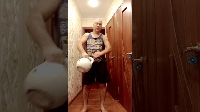 НАКАНУНСКИЙ