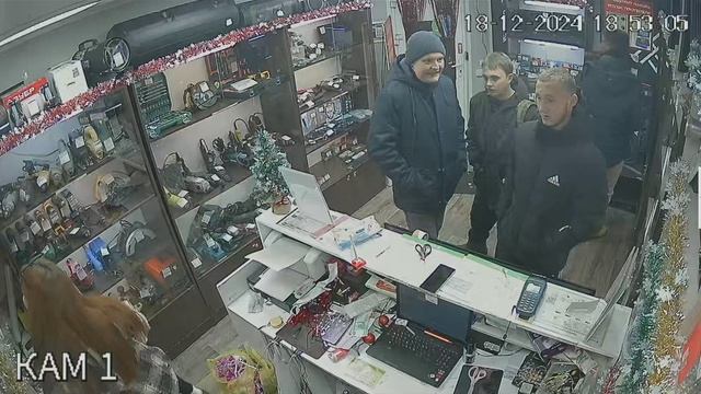т65 18.12. возврат товара телефон не пробита в 1С 4000р.
