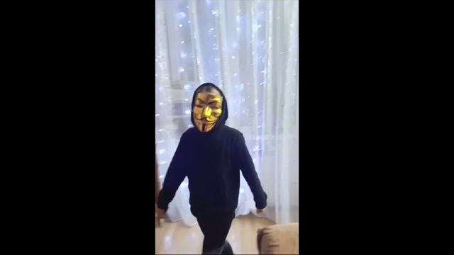 мини-фильм „Анонимус“
сделано в кап куте, первый масштабный проект, не судите строго