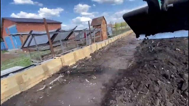 Мини-экскаватор - Планировка участка  #земляныеработы  #миниэкскаватор #планировкаучастка