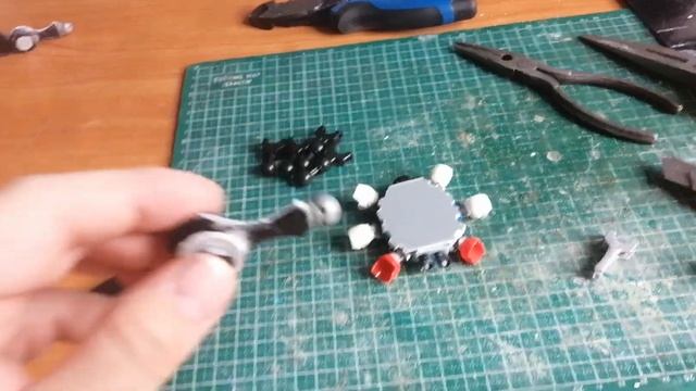 триарх сталкер передние ноги и их крепление.