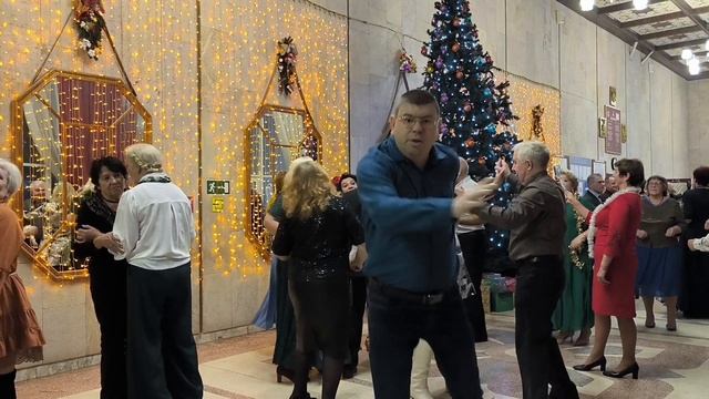 Казахский хит! Белгород, сокол, белгородские танцы.