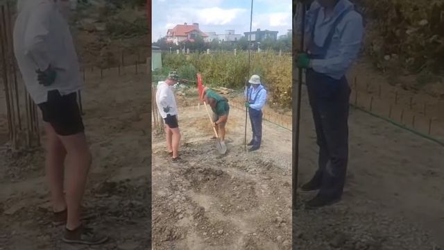 Доказывают прорабу,что невозможно копать #shorts #стройка #work #memes #diy  #косяки #funny #ремонт
