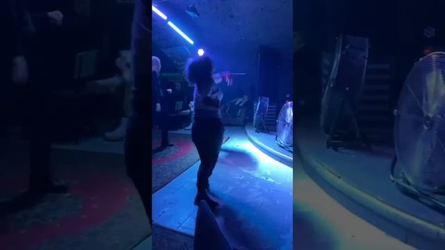 Та самая сегодня много не пью