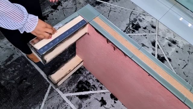 DIY SPARKLE CRYSTAL COFFEE TABLE