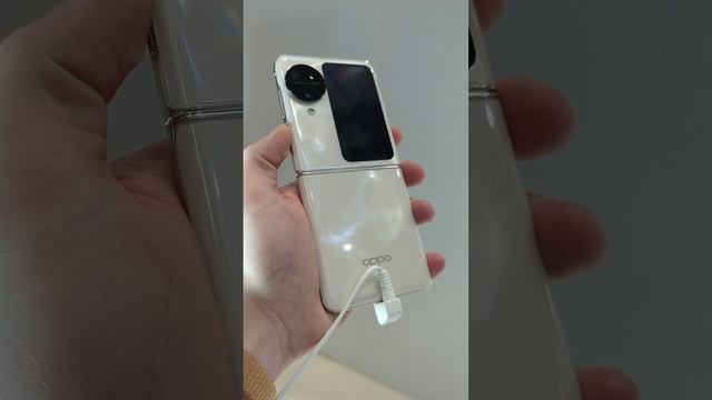 OPPO Find X3 Flip — в России!