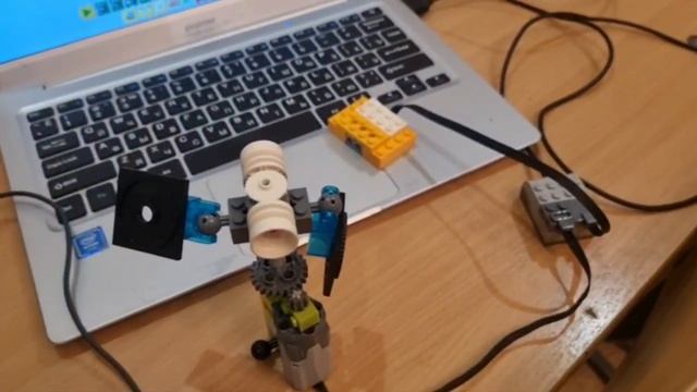 делаю спутник