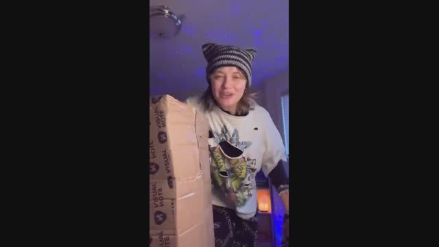 I got a new guitar!!!!!