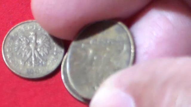 Polonia - 1,2 e 5 Grosz, moedas em Manganês-latão: Mauro C. de Jesus.