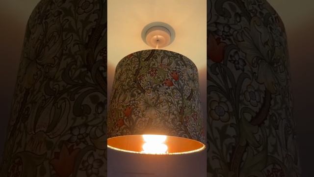 Golden Lily ceiling lampshade with copper mirror inner lining ✨ #ceilinglampshade #williammorris