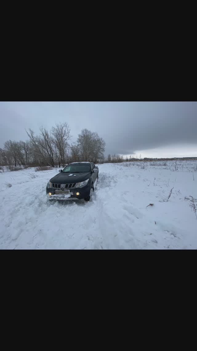 Снежная прогулка