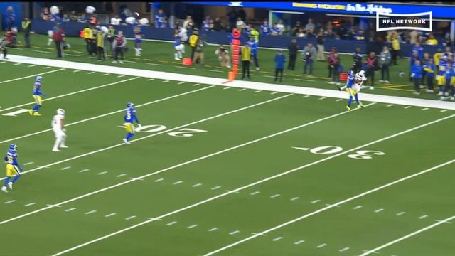 Marvin Harrison slingshots around Rams' defender for 24-yard catch