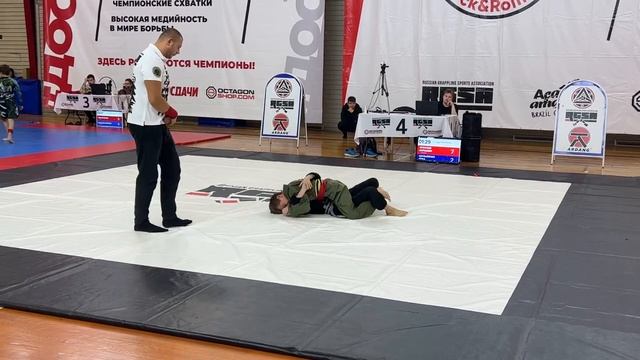 Бой Финал BJJ Gi желтые/cерые, до 38 кг. Ярослав Барышев (R) vs Лука Шульженко "Rock&Rolling17"